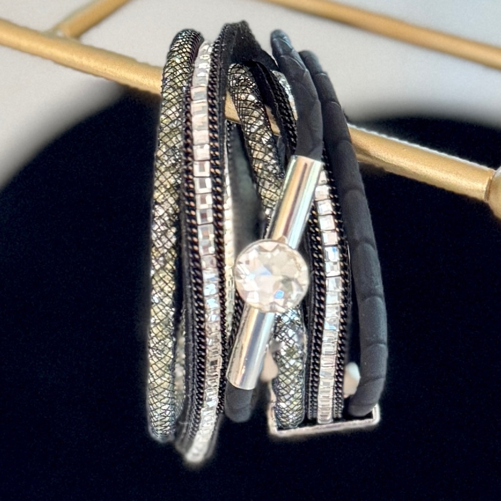 Faux Suede & Rhinestone Multi-Layered Magnetic Buckle Bracelet